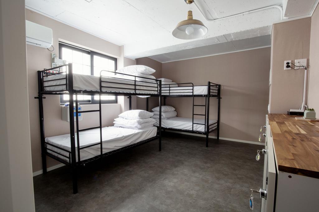 Story In Jeju Guesthouse Экстерьер фото